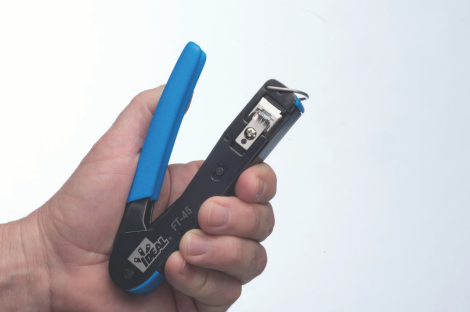 CrimpTool30-495FT45ActionShot.jpg